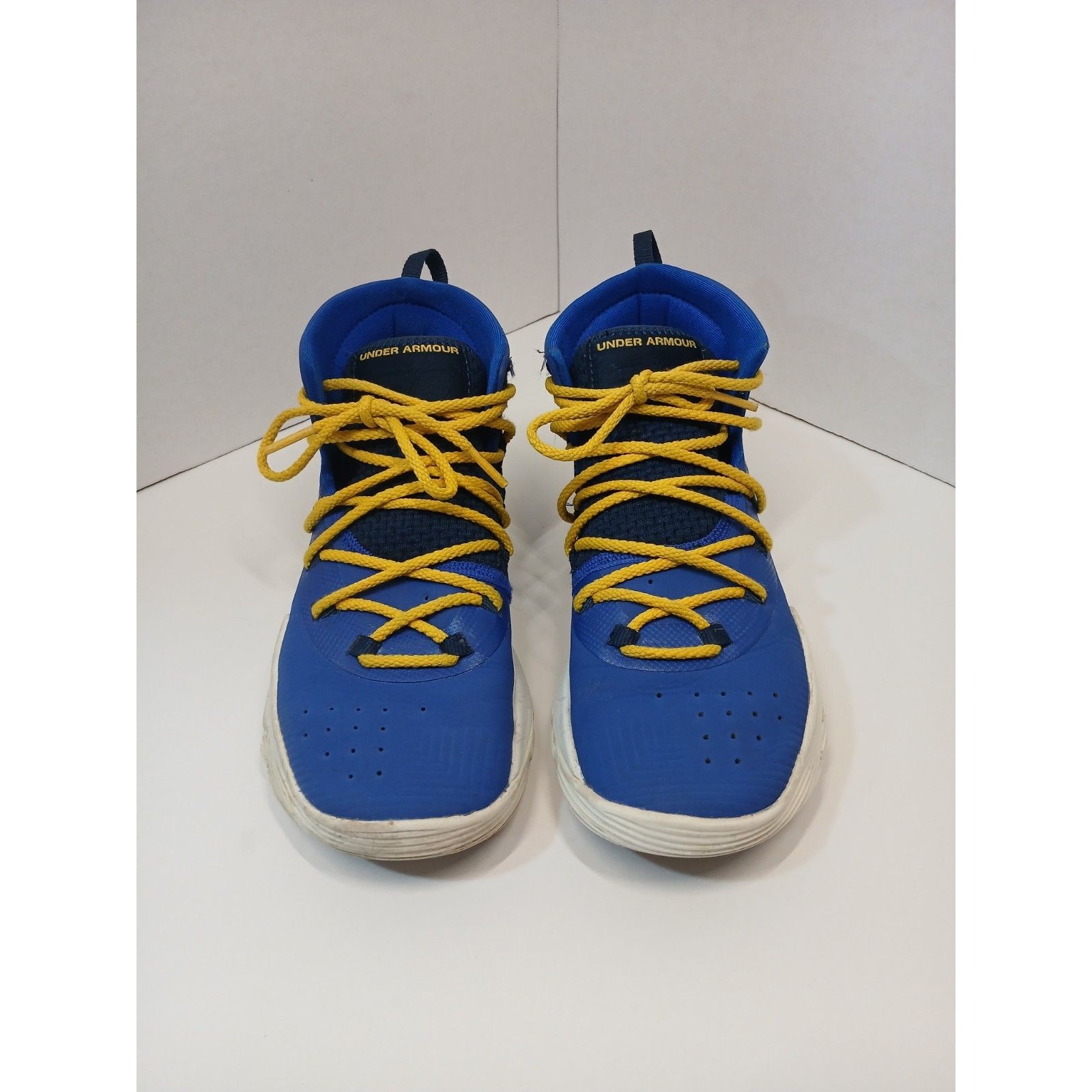 Under Armour Size 3.5y Sneakers Steph Curry 3zer0 2 Blue/Yellow Basketball